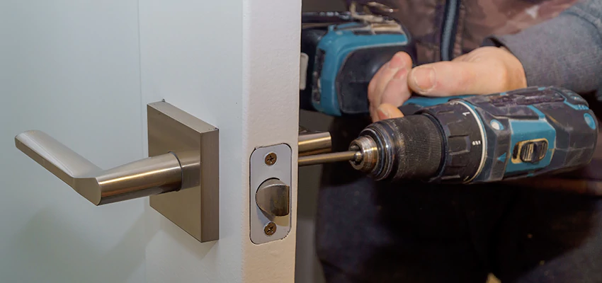 Broken Door Handle Lock Repair in Mentone, California